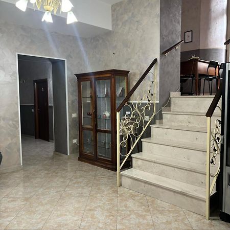 Отель San Gaetano Bed Неаполь Экстерьер фото