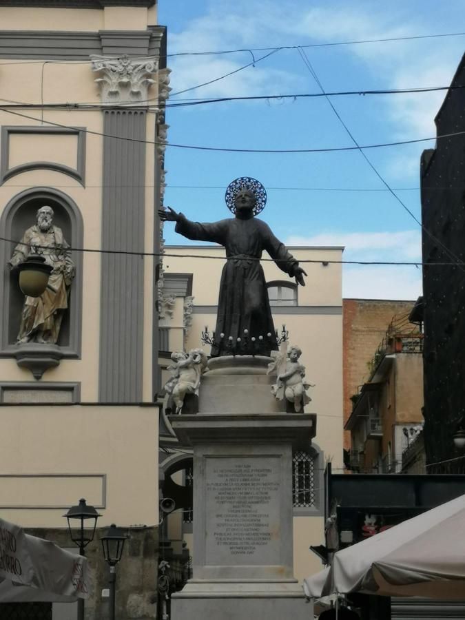 Отель San Gaetano Bed Неаполь Экстерьер фото